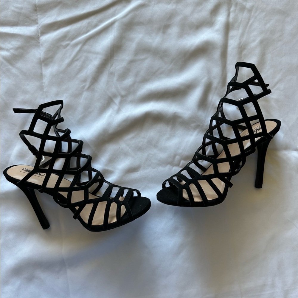 Black heels